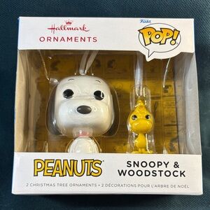Hallmark Peanuts Snoopy and Woodstock Ornament Set NIB
